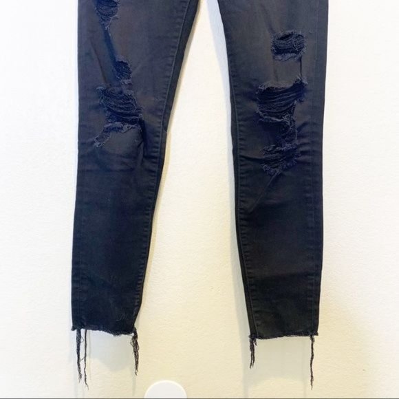 Levi's Black 721 High Rise Distressed Raw Hem Skinny Jeans 27 - Picture 4 of 10